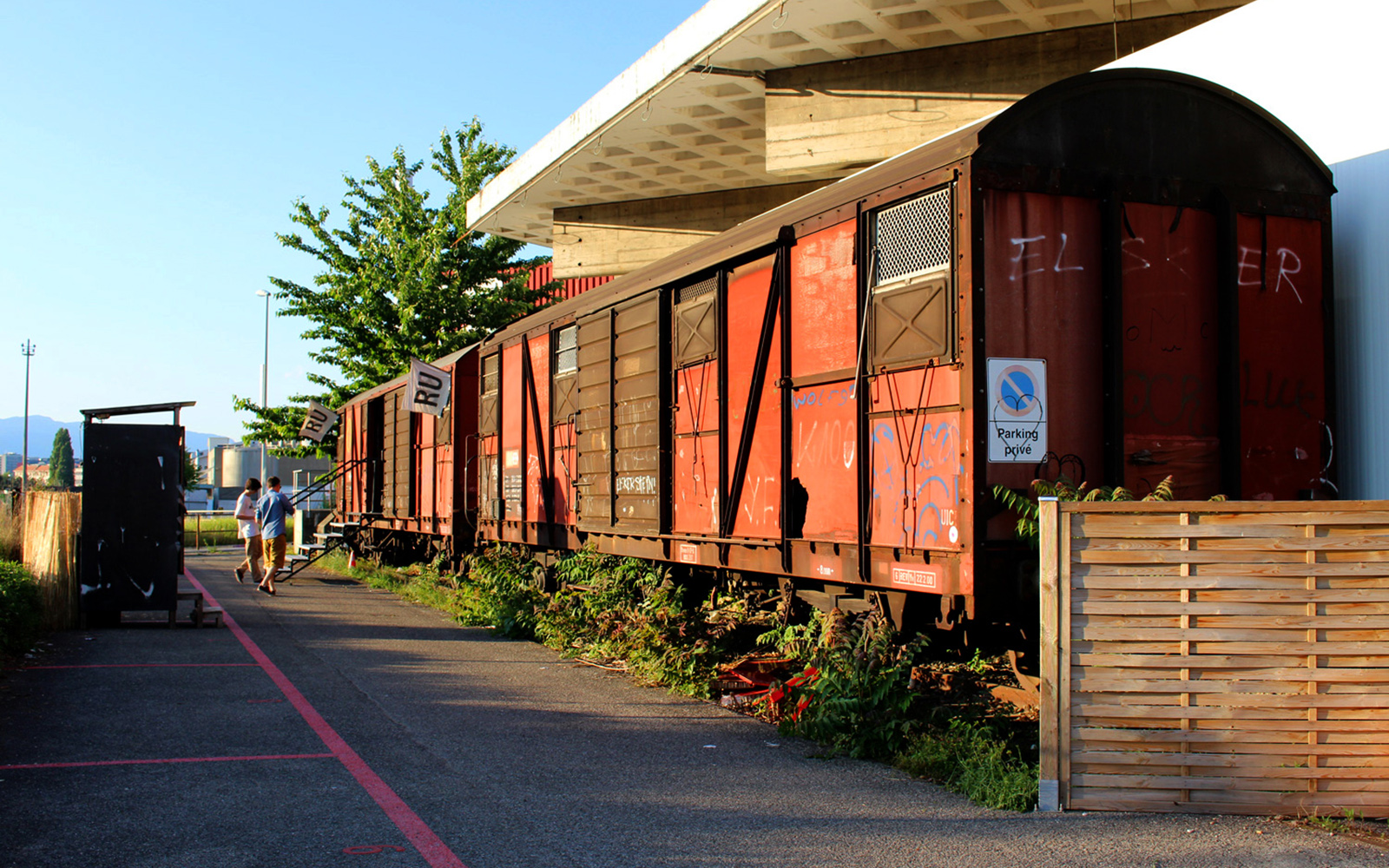Les Wagons_01